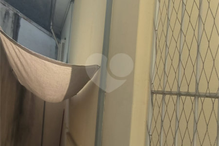 Casa Térrea à venda com 5 quartos, sendo 1 suíte, em Chora Menino, São Paulo, SP