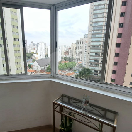 Apartamento à venda com 3 quartos, sendo 1 suíte, em Vila Mariana, São Paulo, SP