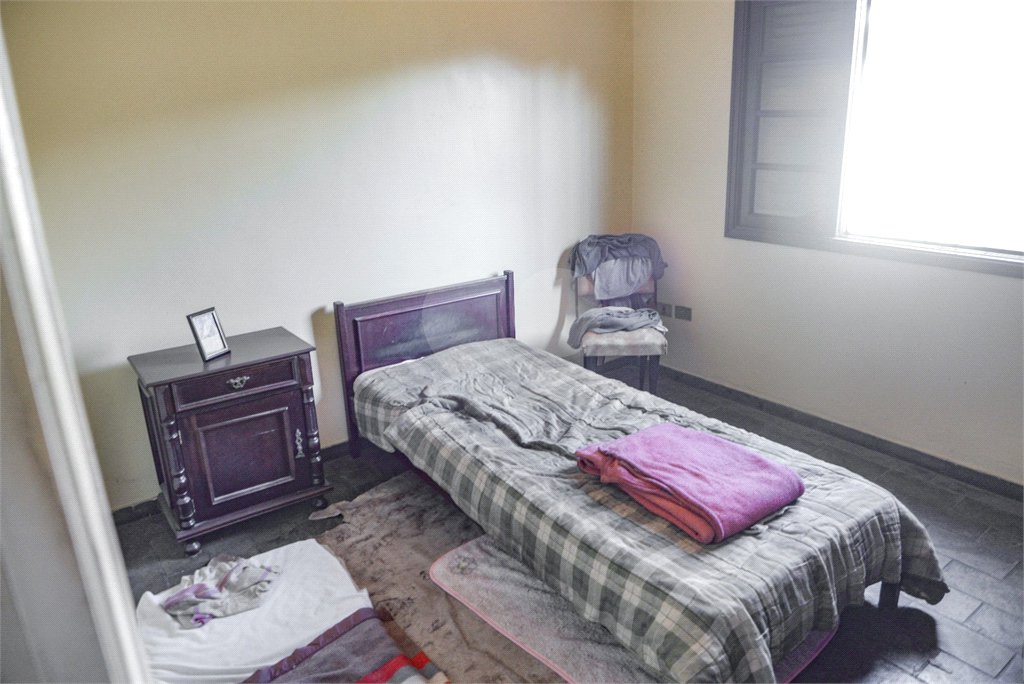 Casa à venda com 2 quartos, sendo 1 suíte, no Centro, Salto, SP