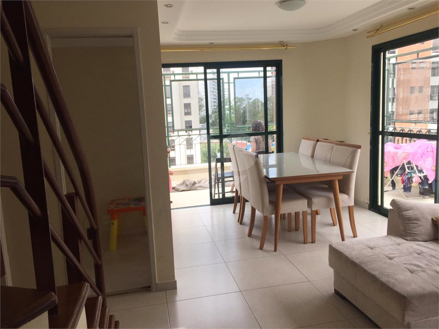 Apartamento à venda com 3 suítes em Vila Suzana, São Paulo, SP