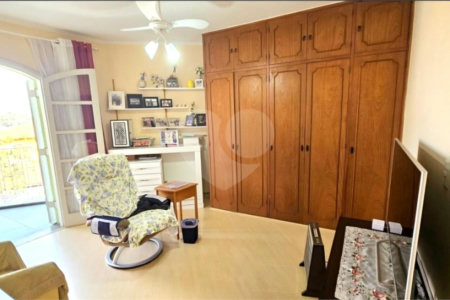 Casa à venda com 3 quartos, sendo 1 suíte,  em Jardim Ester Yolanda, São Paulo, SP