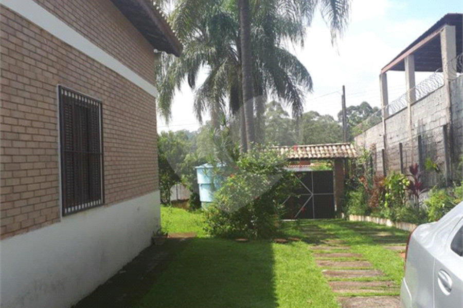 Chácara à venda com 4 quartos, sendo 2 suítes, em Serra da Cantareira, Mairiporã, SP