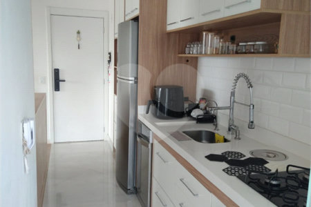Apartamento à venda com 3 quartos, sendo 1 suíte, em Santo Amaro, São Paulo, SP