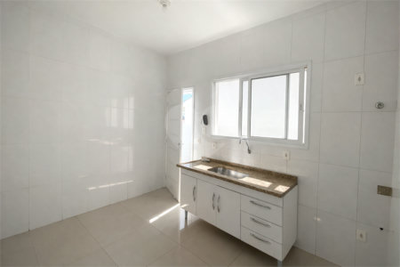 Casa à venda com 3 quartos, sendo 1 suíte,  no condomínio Bella Vista, Sorocaba - SP