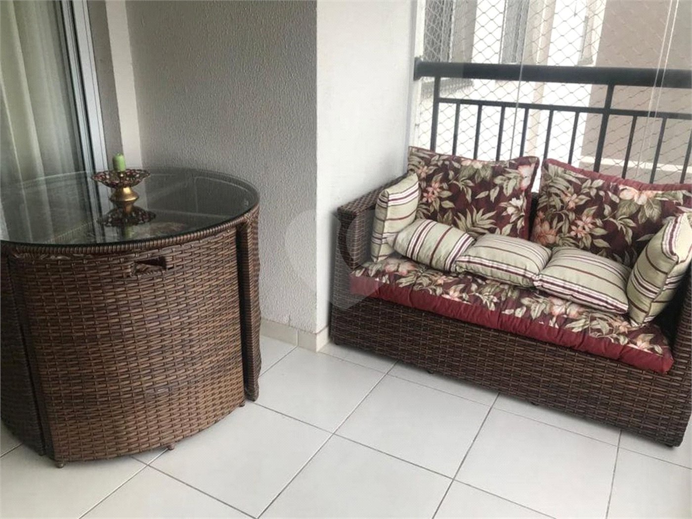 Apartamento à venda com 3 quartos, sendo 1 suíte, em Parque Reboucas, São Paulo, SP