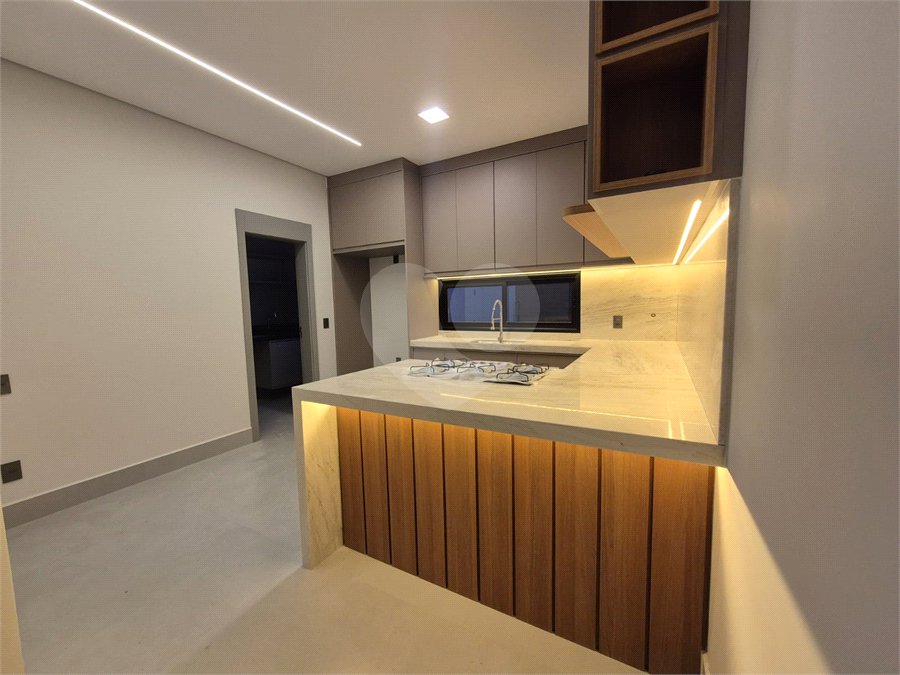 Casa à venda com 4 suítes no condomínio Residencial Dona Maria Candida, Indaiatuba - SP