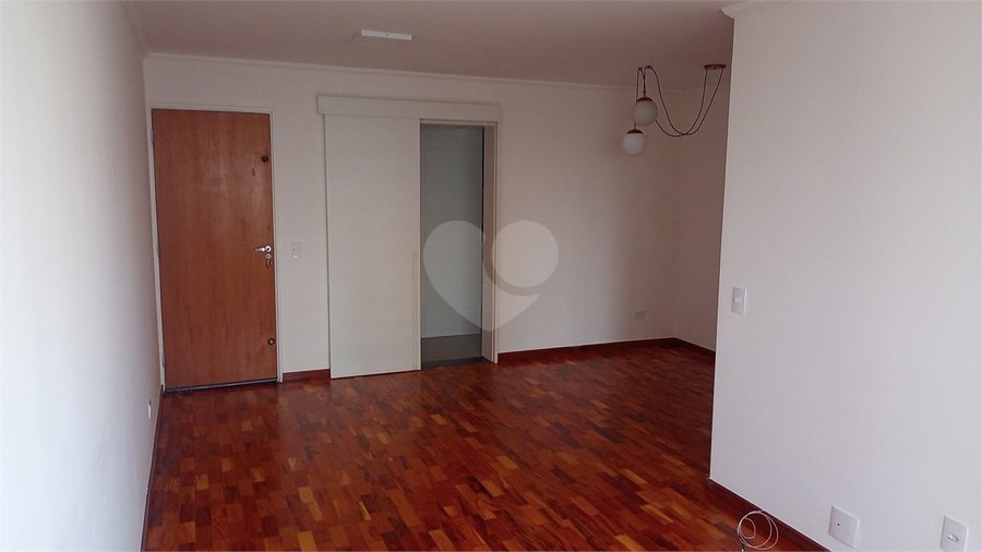Apartamento para alugar com 3 quartos, sendo 1 suíte, em Vila Cordeiro, São Paulo, SP