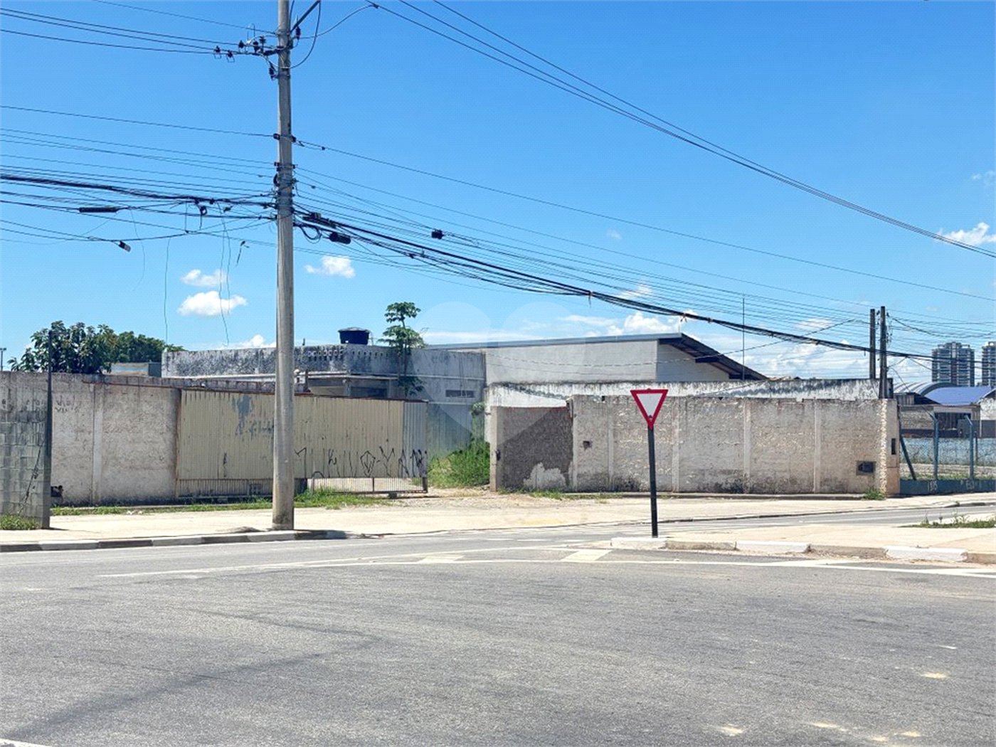 Terreno à venda em Vila Suissa, Mogi das Cruzes, SP