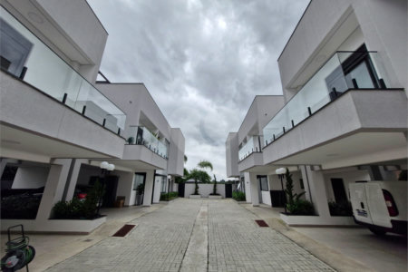 Casa à venda com 4 suítes no condomínio Belvedere Prudência, São Paulo - SP