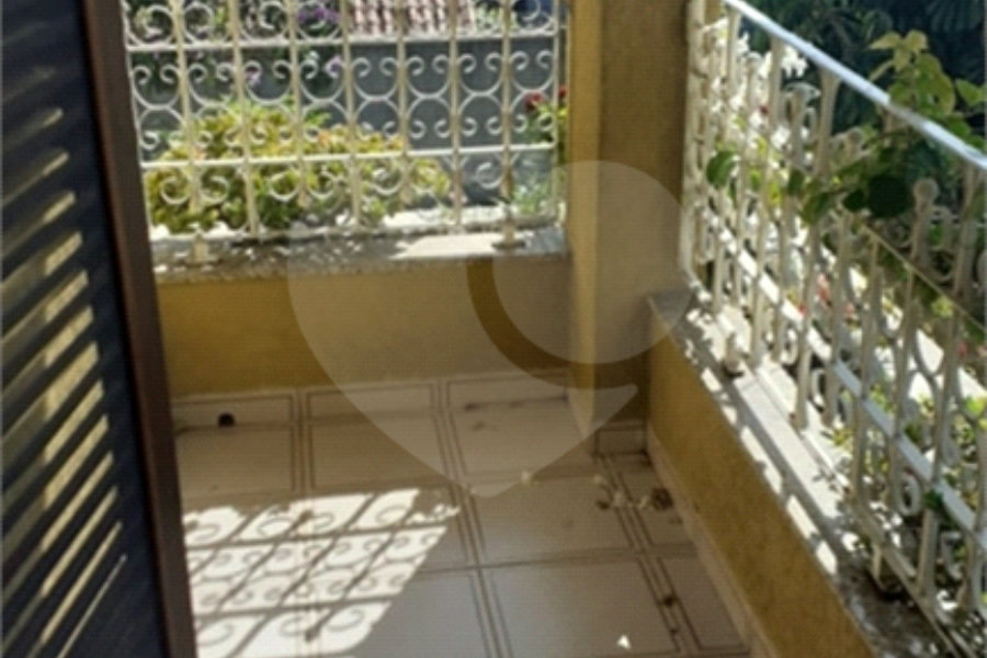 Sobrado à venda com 3 suítes em Jardim Vila Galvão, Guarulhos, SP