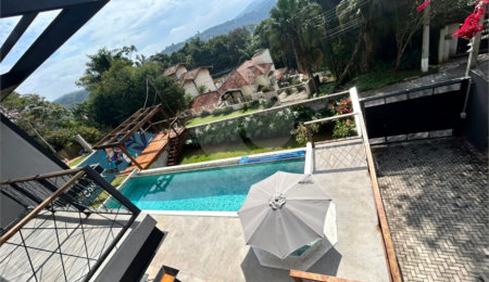 Casa à venda com 4 suítes no condomínio Residencial Bosque da Serra, Mairiporã - SP