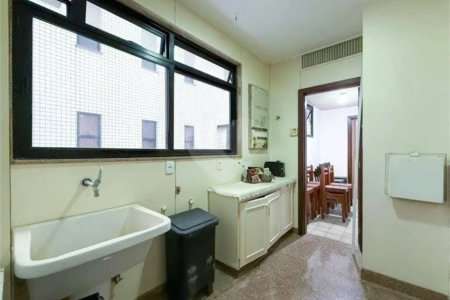 Apartamento à venda com 4 quartos, sendo 2 suítes, em Leblon, Rio de Janeiro, RJ