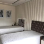 Sobrado à venda com 3 quartos, sendo 1 suíte,  em Vila Varela, Poá, SP