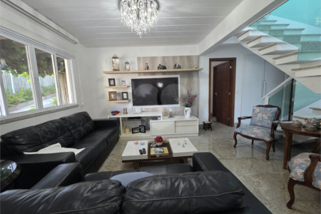 Casa em condomínio à venda com 4 suítes em Geribá, Armação dos Búzios, RJ