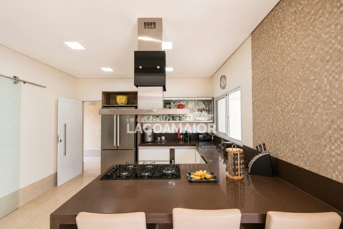 Casa à venda com 3 suítes em Jardim Novo Aeroporto, Três Lagoas, MS