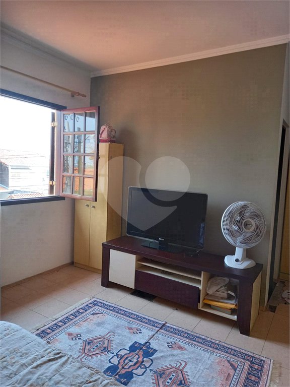 Sobrado à venda com 3 quartos, sendo 1 suíte,  em Vila Lavínia, Mogi das Cruzes, SP