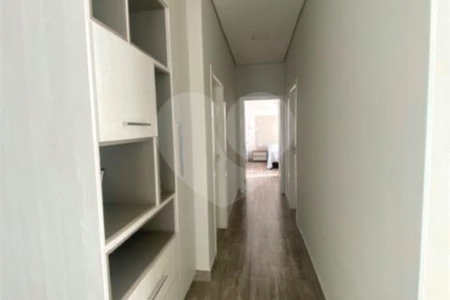 Casa à venda com 3 suítes no condomínio Campos do Conde I, Paulínia - SP