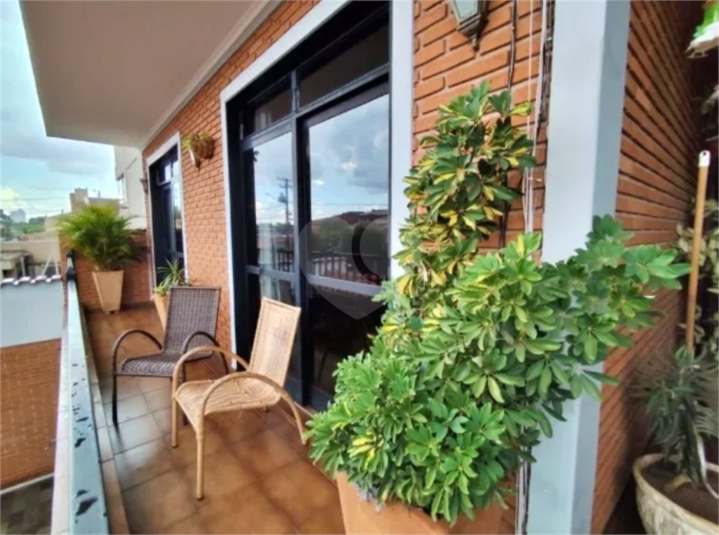 Casa à venda com 3 quartos, sendo 1 suíte, em Parque dos Bandeirantes, Ribeirão Preto, SP