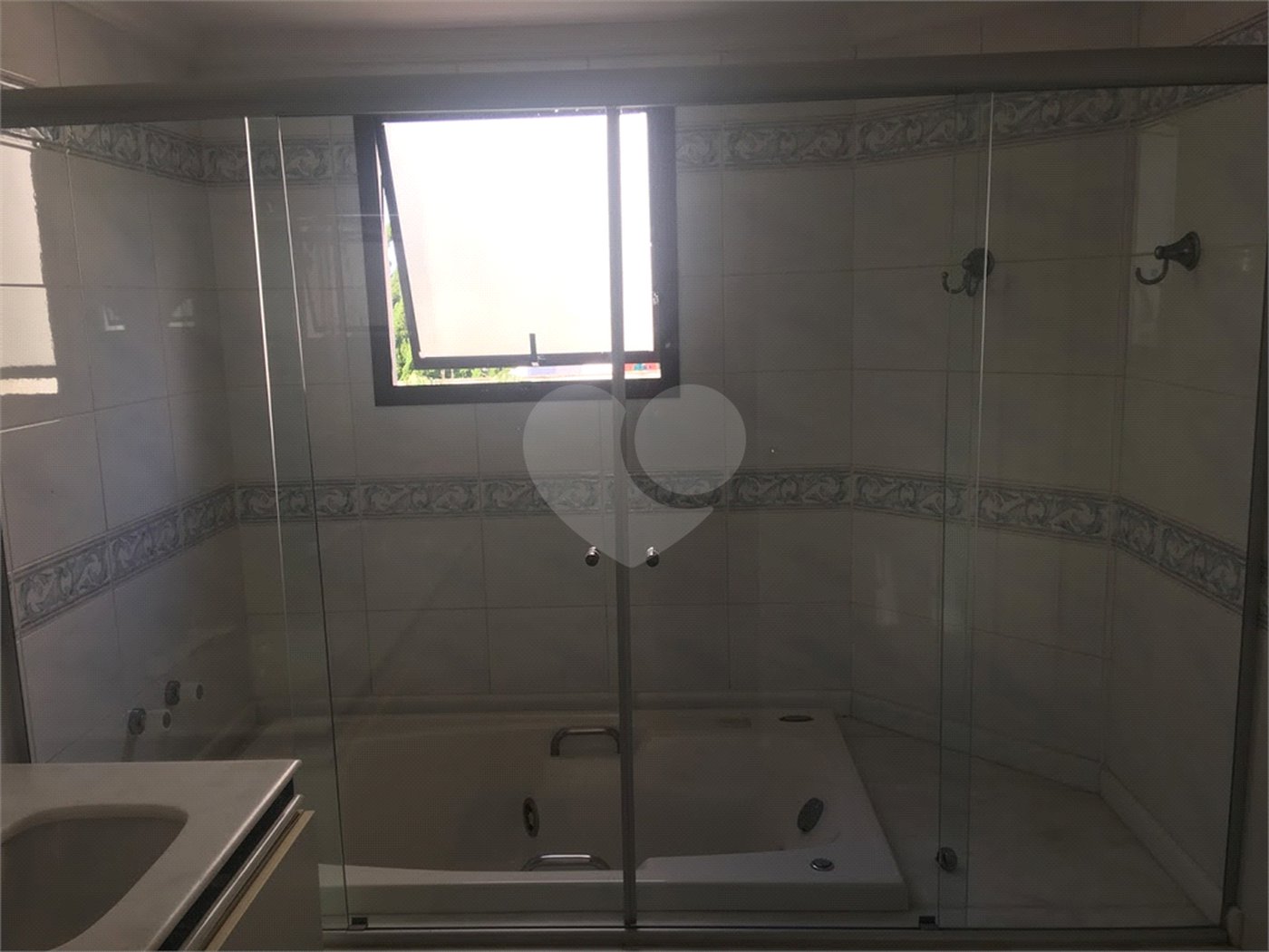 Apartamento à venda com 4 suítes em Vila Suzana, São Paulo, SP
