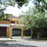 Casa à venda com 4 quartos, sendo 2 suítes,  em Jardim Leonor, São Paulo, SP
