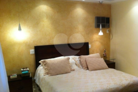 Apartamento à venda com 4 suítes em Real Parque, São Paulo, SP