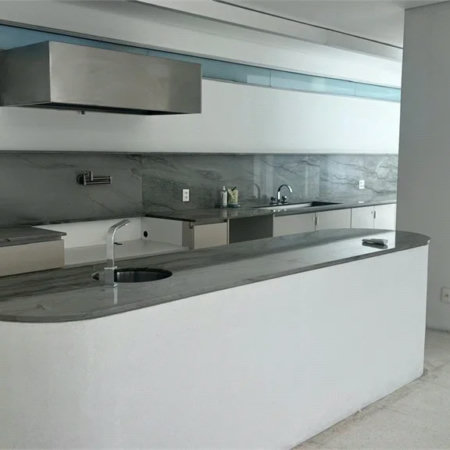 Sobrado à venda ou para alugar com 3 quartos, sendo 1 suíte, em Água Branca, São Paulo, SP