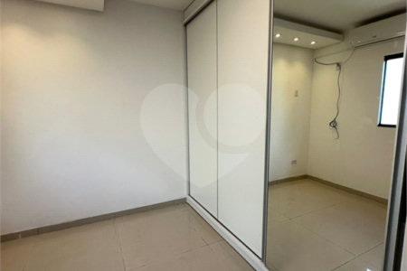 Casa à venda com 3 quartos, sendo 1 suíte,  em Jardim Estoril, Ponta Porã, MS