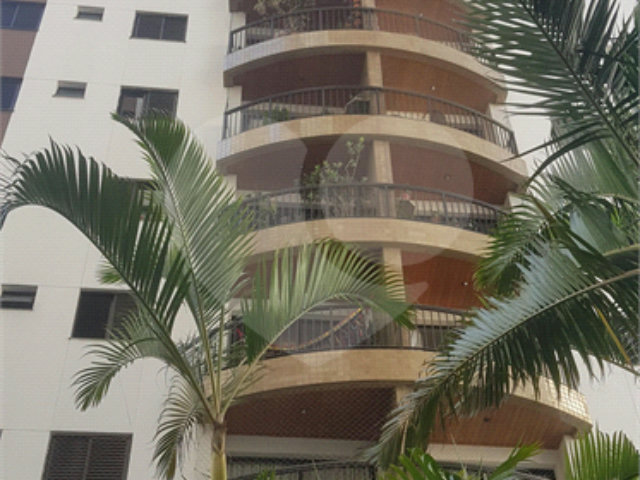 Apartamento à venda com 4 quartos, sendo 1 suíte,  em Santana, São Paulo, SP