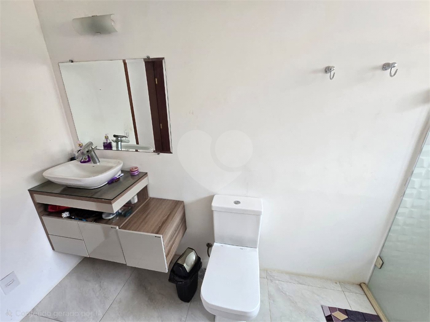 Casa à venda com 3 quartos, sendo 1 suíte,  em Jardim Shangri-lá, Itapetininga, SP