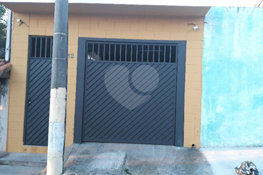 Sobrado à venda com 3 quartos, sendo 1 suíte, em Jardim Peri, São Paulo, SP