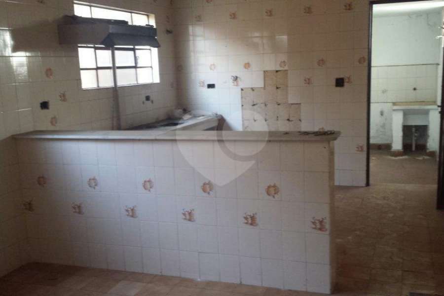Sobrado à venda com 3 quartos em Tremembé, São Paulo, SP