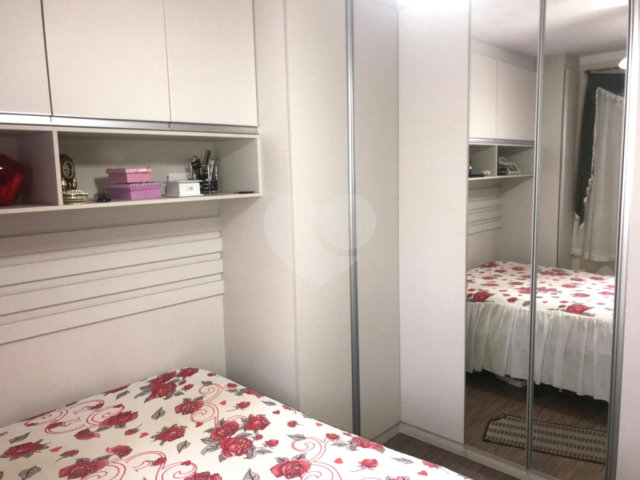 Casa à venda com 2 quartos no condomínio Dona Floriza, São Paulo - SP