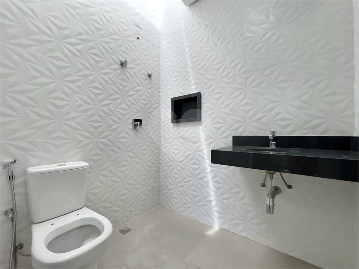 Casa à venda com 3 suítes no condomínio Th Harmonia, São Paulo - SP