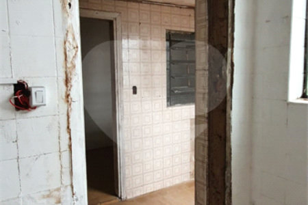 Sobrado à venda com 3 quartos em Várzea da Barra Funda, São Paulo, SP