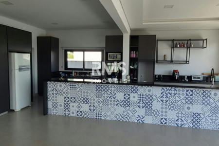 Casa à venda com 3 suítes no condomínio Residencialsaint Paul, Itu - SP