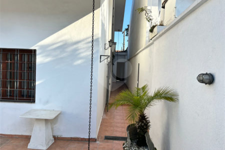 Casa à venda com 4 quartos, sendo 3 suítes, em Chácara Monte Alegre, São Paulo, SP