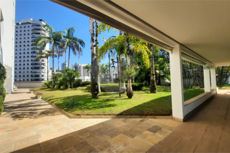 Apartamento à venda com 4 quartos, sendo 2 suítes, em Morumbi, São Paulo, SP
