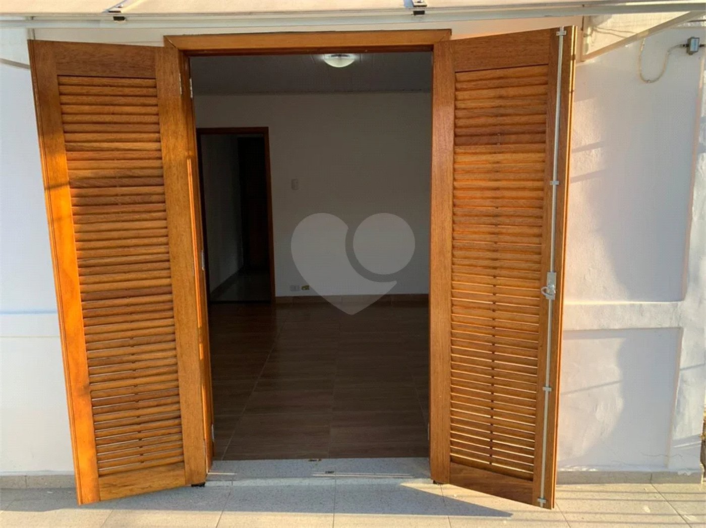 Sobrado à venda com 2 quartos em Tremembé, São Paulo, SP