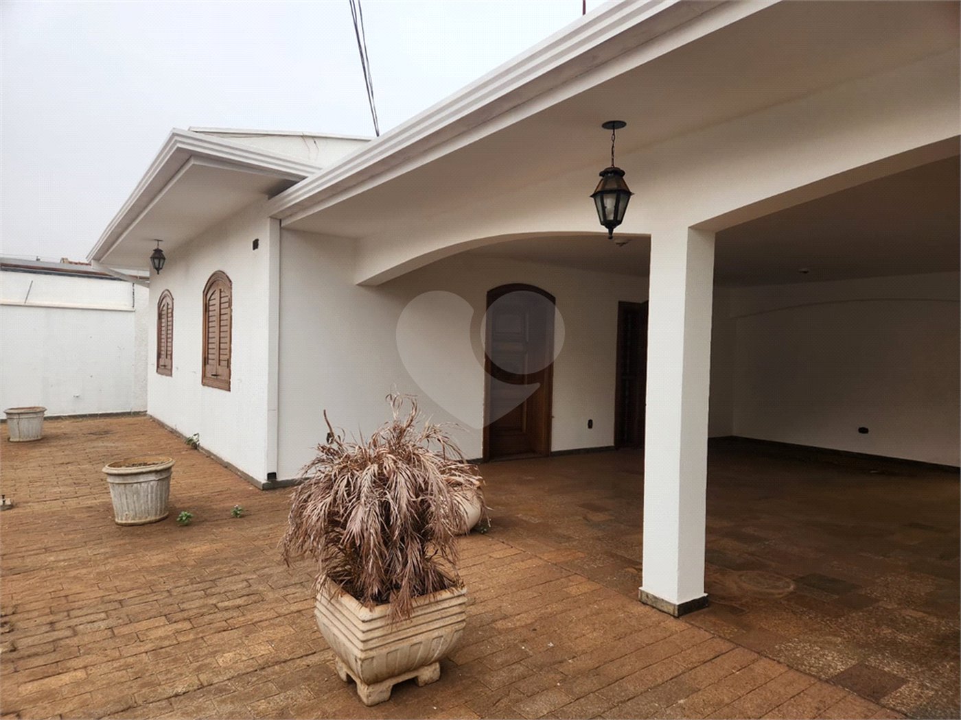 Sobrado à venda ou para alugar com 4 quartos, sendo 2 suítes, no Centro, Araraquara, SP