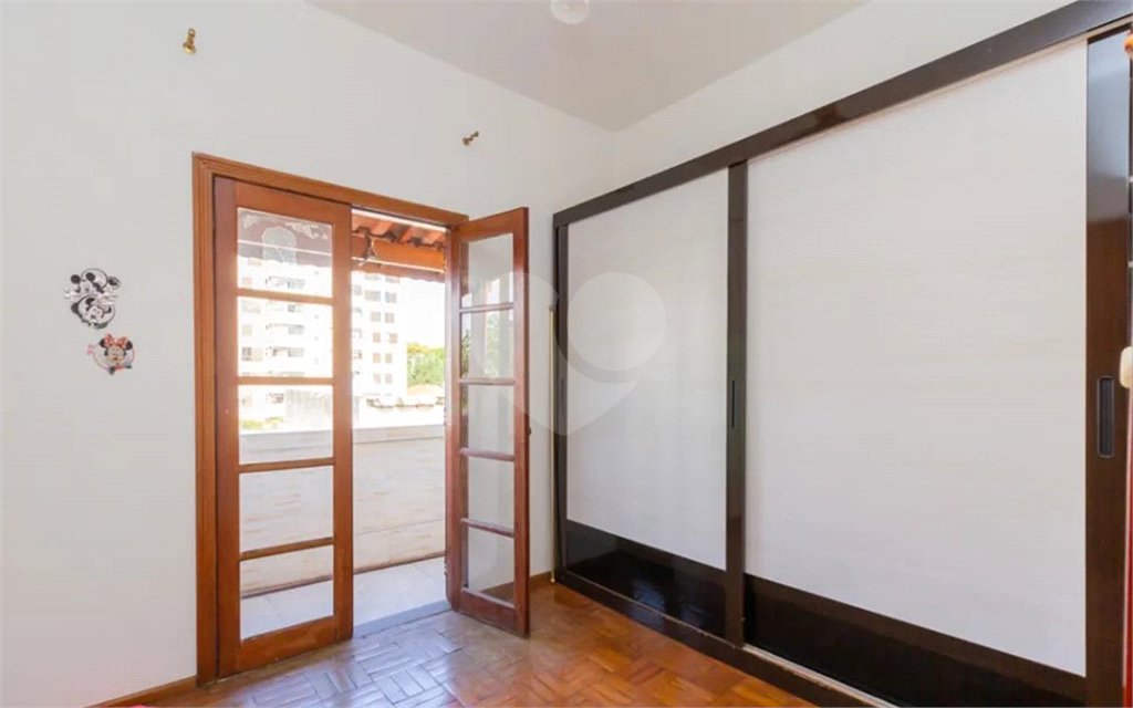 Sobrado à venda com 4 quartos, sendo 1 suíte,  em Jardim São Paulo(zona Norte), São Paulo, SP