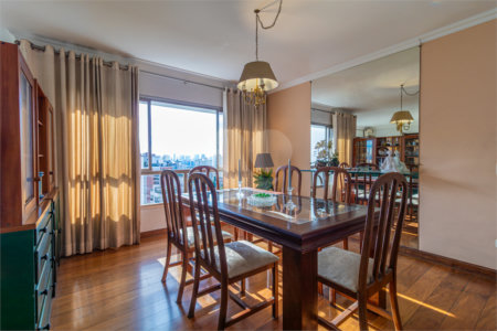 Apartamento à venda com 4 quartos, sendo 1 suíte,  em Brooklin, São Paulo, SP