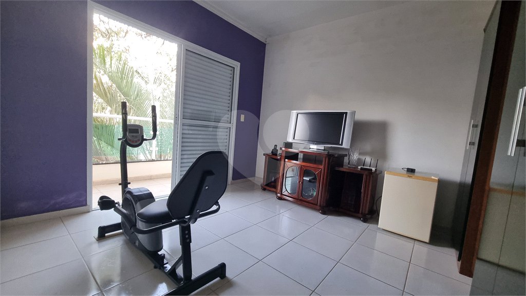 Casa à venda com 4 quartos, sendo 3 suítes,  no condomínio Residencial Villa dos Inglezes, Sorocaba - SP
