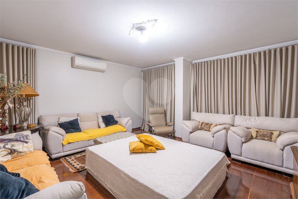 Casa à venda com 6 quartos, sendo 2 suítes, em Jardim Primaveril, Três Lagoas, MS