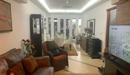 Casa à venda com 3 quartos, sendo 1 suíte, no condomínio Greenland, São Paulo - SP