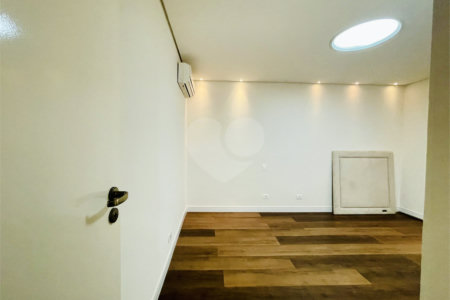Casa à venda com 3 suítes em Independência, São Bernardo do Campo, SP