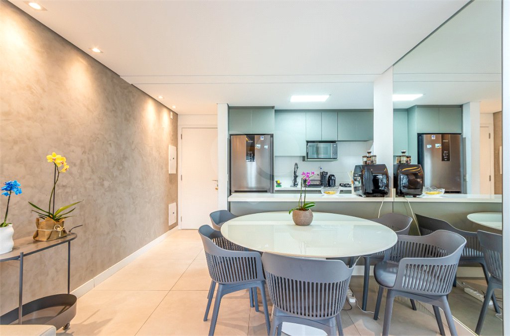 Apartamento à venda com 2 quartos, sendo 1 suíte, em Chácara Santo Antônio (zona Sul), São Paulo, SP