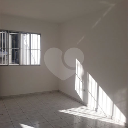 Sobrado para alugar com 3 quartos, sendo 1 suíte, em Esplanada Mendes Moraes, São Roque, SP
