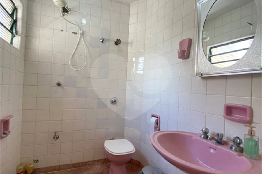 Sobrado à venda com 3 quartos, sendo 1 suíte, em Vila Guilherme, São Paulo, SP