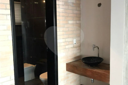 Casa à venda com 6 quartos, sendo 3 suítes, no condomínio Jardim Vila Paradiso, Indaiatuba - SP