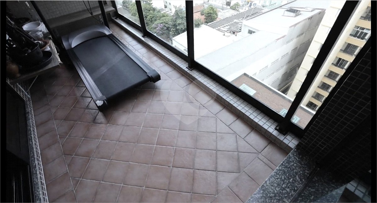 Apartamento à venda ou para alugar com 4 quartos, sendo 2 suítes, em Santana, São Paulo, SP